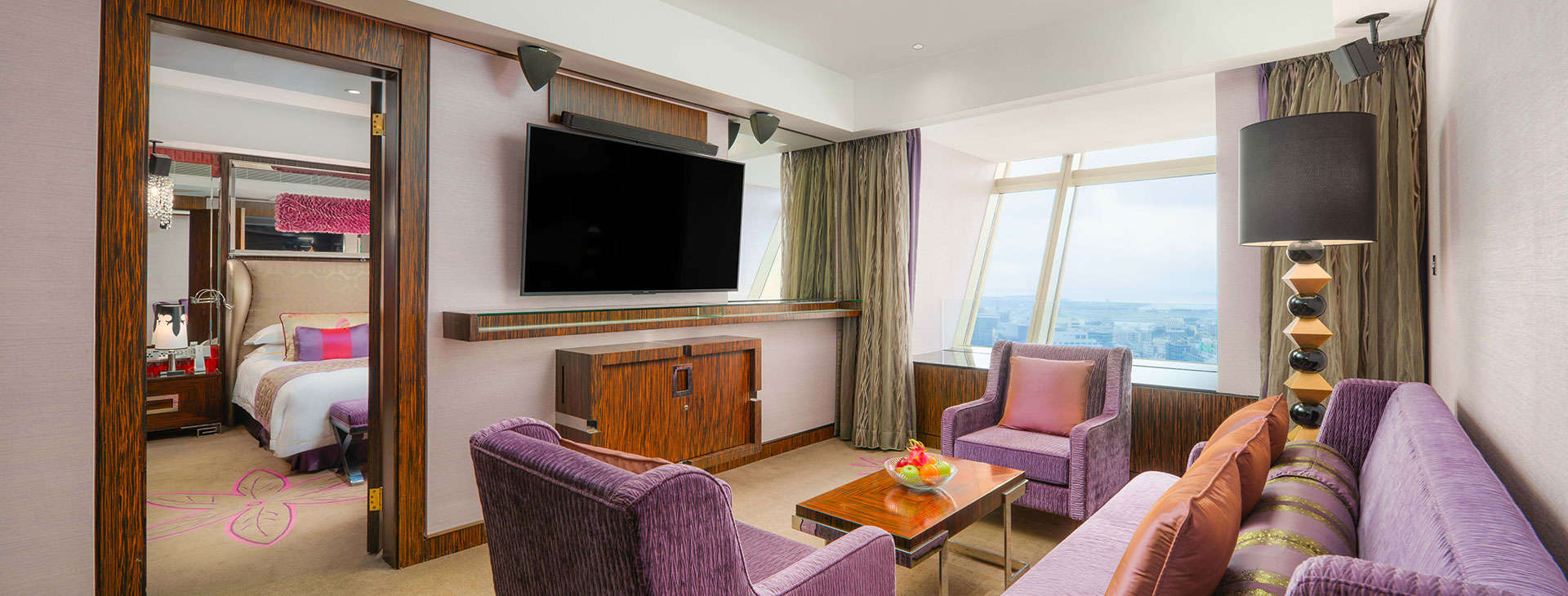 SUPERIOR SUITE