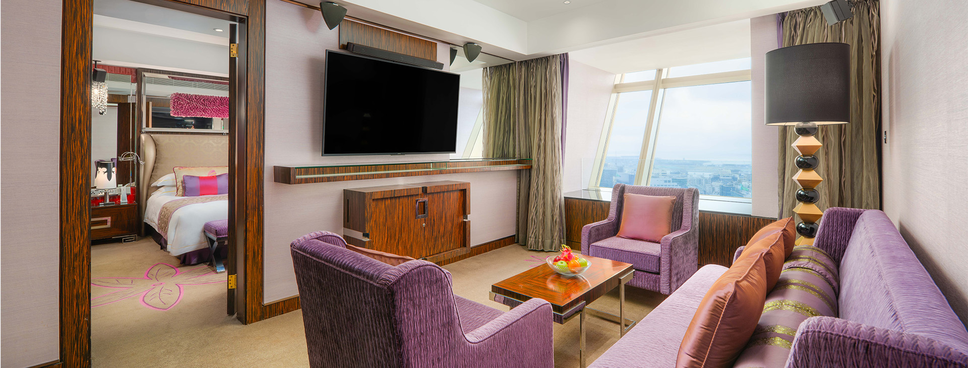 gl-bed-n-breakfast-offer-hero-dt