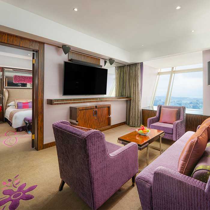 gl-bed-n-breakfast-offer-hero-mb