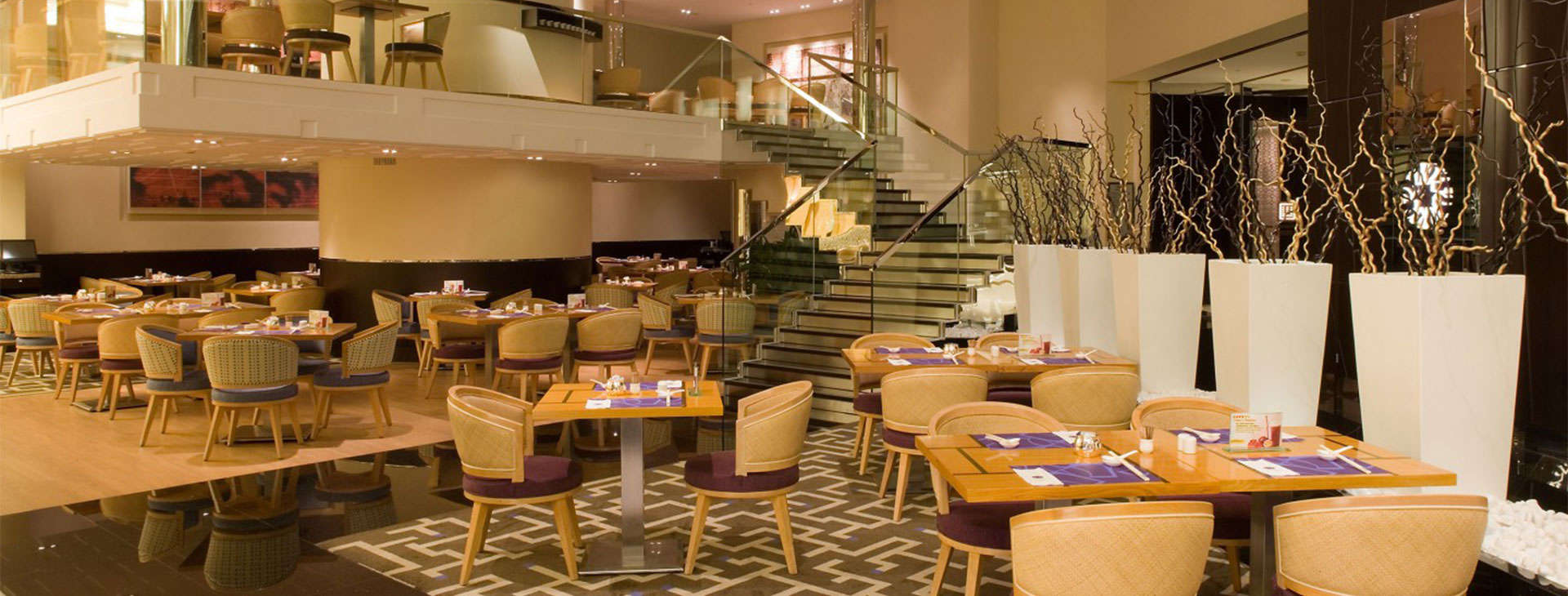 ROUND-THE-CLOCK COFFEE SHOP