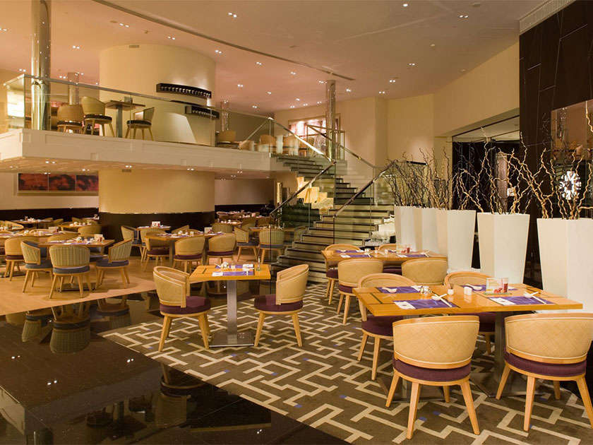 gl-dining-round-the-clock-thmb-mb