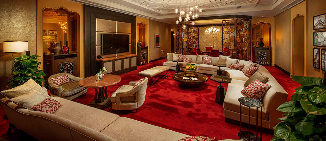 PRESIDENTIAL SUITE