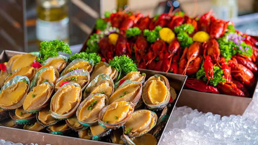 International Gourmet Buffet